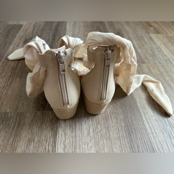 UGG Cream Espadrille Sandals - Picture 3 of 16